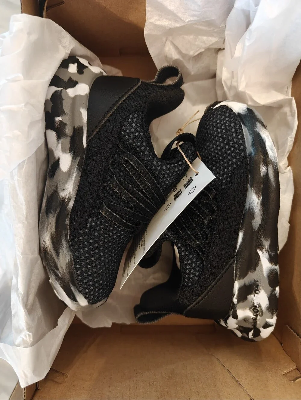 Adidas lite racer adapt 7.01 shoes IH1527 size 5C/5K New in Box